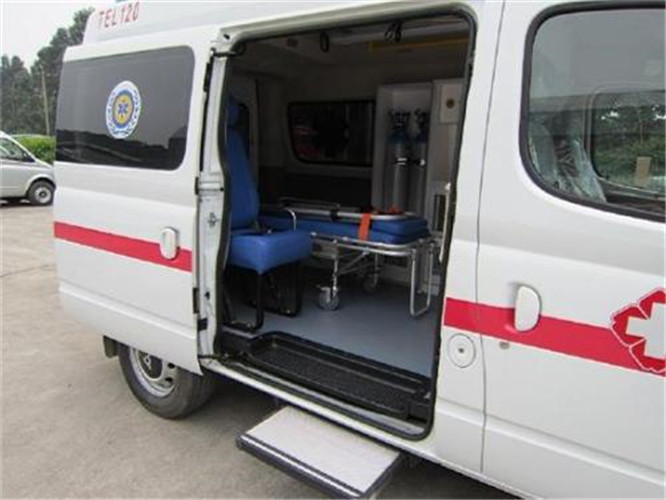 鹤城救护车出租服务案例7